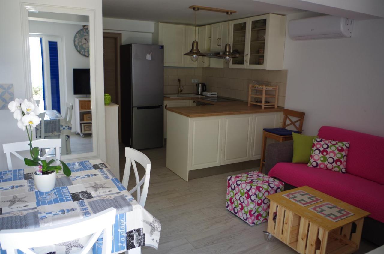 Apartments By The Sea Slatine, Ciovo - 14158 Exterior foto